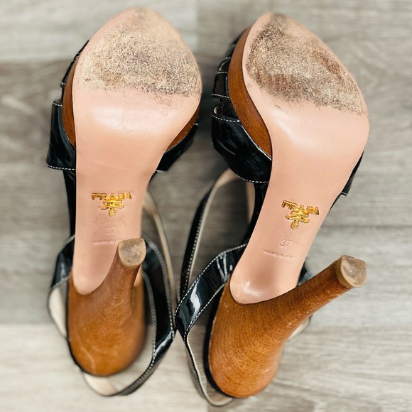 Prada Patent Leather Pumps Size 37/7 - Picture 5 of 8